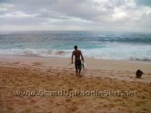 ekolu_kalama_at_sunset_beach-03.jpg         