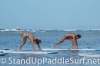 sup-stand-up-paddleboard-yoga-at-ala-moana-09